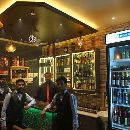 Hotel Surya Grande Kudal  Екстериор снимка