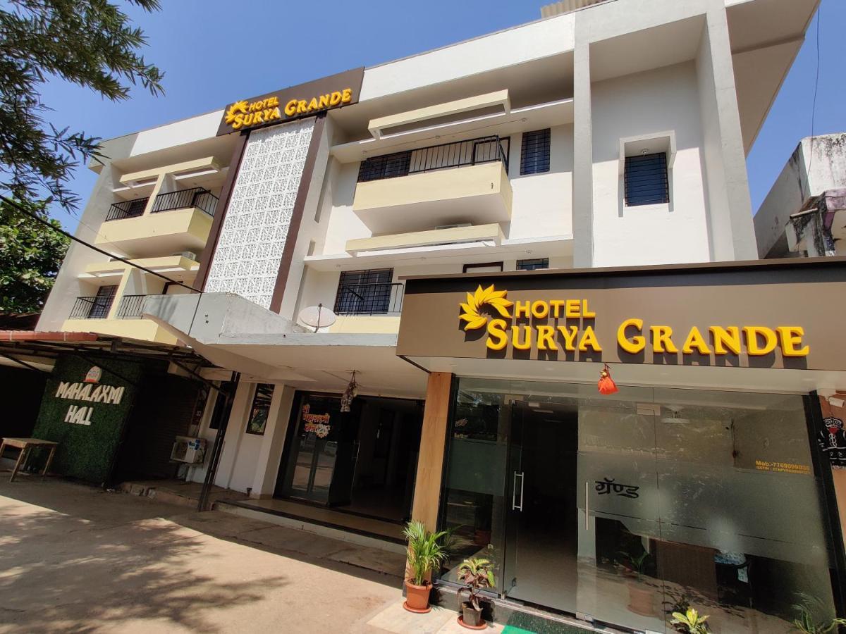 Hotel Surya Grande Kudal  Екстериор снимка